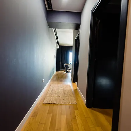 Pupa 2 Apartment