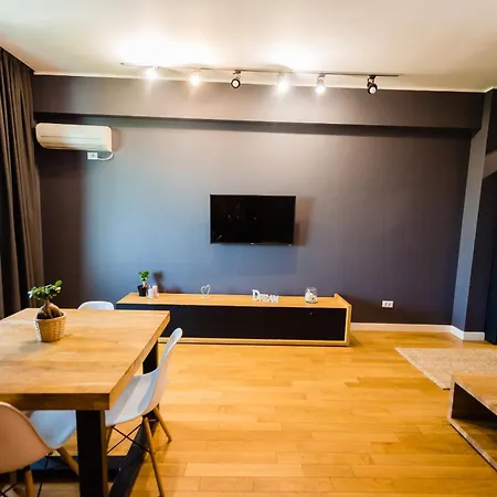 Pupa 2 Apartment *