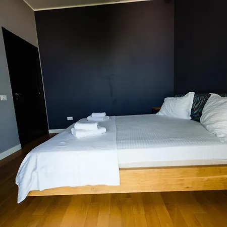 Pupa 2 Apartment *